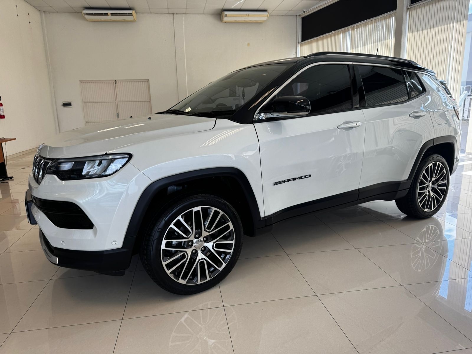 Foto Jeep Compass Limited 1.3T 2022